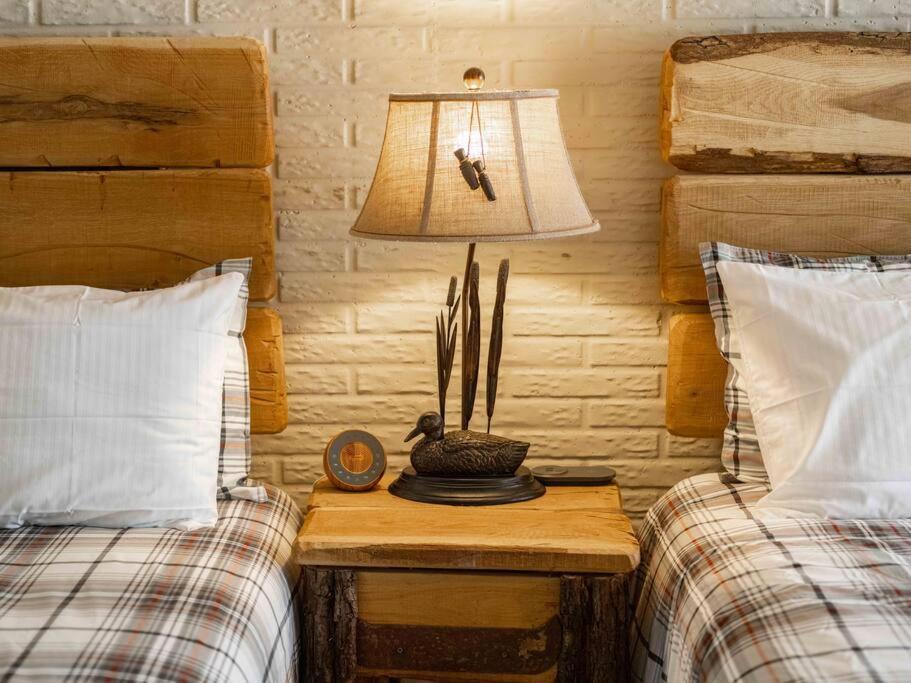 Stonegate Lodge 2 Queen Beds Wifi Tv Salt Water Pool Fire Pits #303 يوريكا سبرينغز المظهر الخارجي الصورة