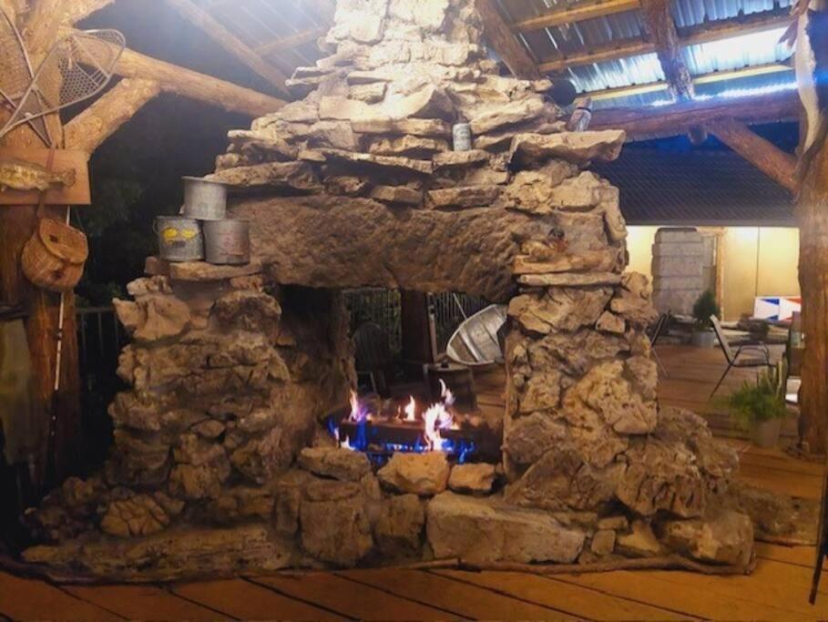Stonegate Lodge 2 Queen Beds Wifi Tv Salt Water Pool Fire Pits #303 يوريكا سبرينغز المظهر الخارجي الصورة